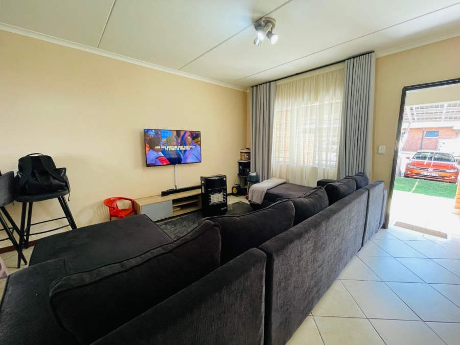 2 Bedroom Property for Sale in Sagewood Gauteng