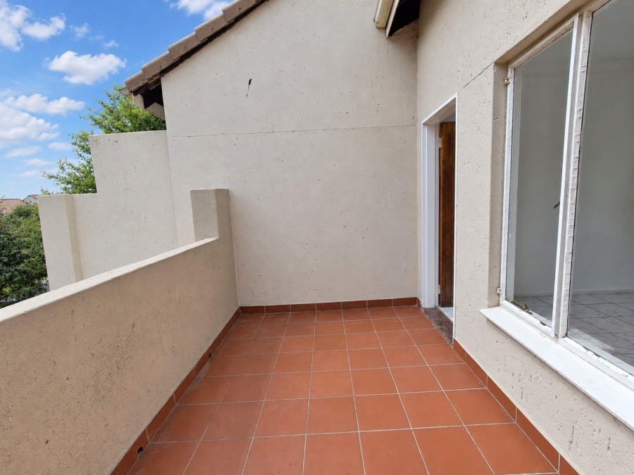 2 Bedroom Property for Sale in Eden Glen Gauteng