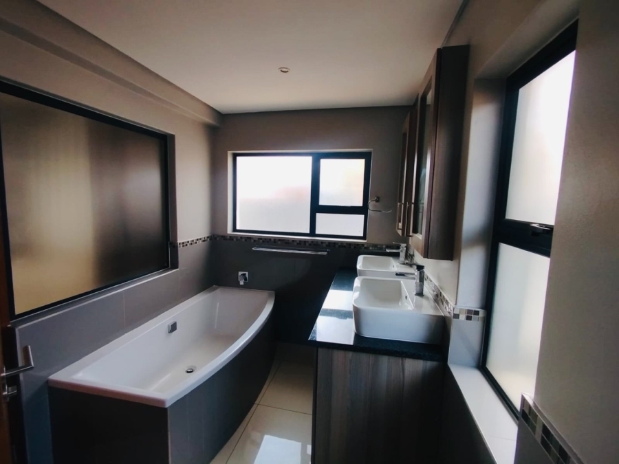 3 Bedroom Property for Sale in Montana Gauteng