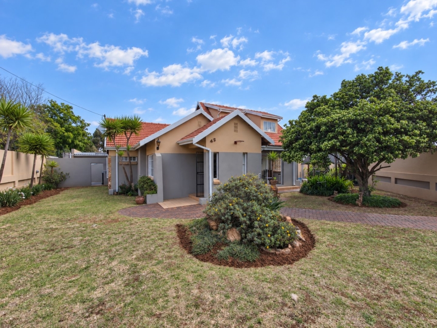 4 Bedroom Property for Sale in Sunnyridge Gauteng