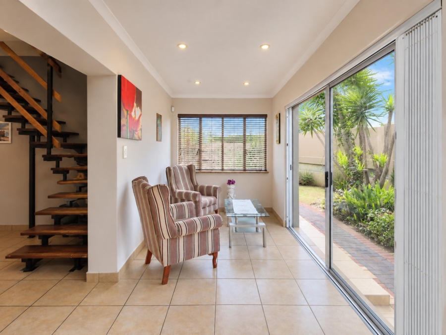 4 Bedroom Property for Sale in Sunnyridge Gauteng