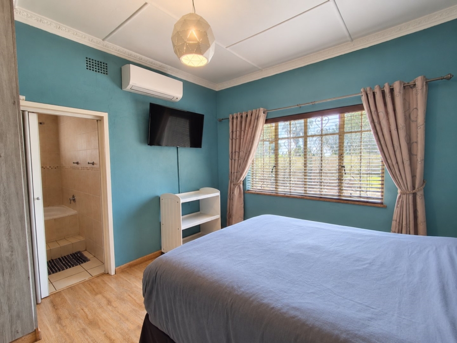 4 Bedroom Property for Sale in Sunnyridge Gauteng