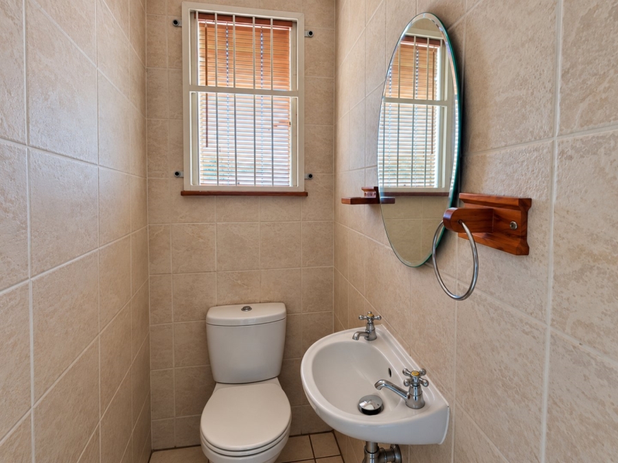 4 Bedroom Property for Sale in Sunnyridge Gauteng