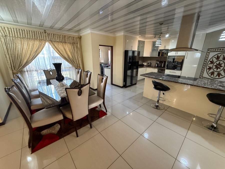 3 Bedroom Property for Sale in Highveld Gauteng
