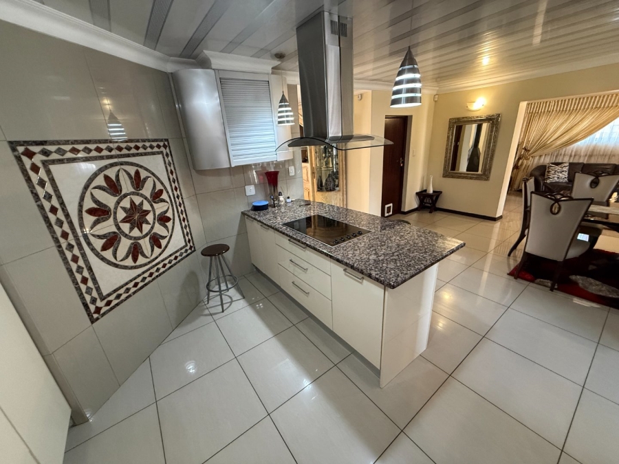 3 Bedroom Property for Sale in Highveld Gauteng