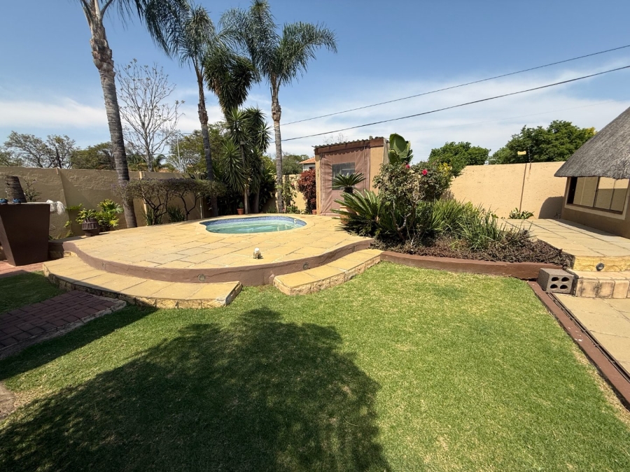 3 Bedroom Property for Sale in Highveld Gauteng