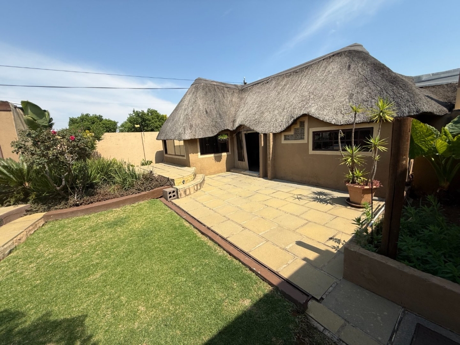 3 Bedroom Property for Sale in Highveld Gauteng
