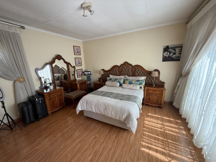 3 Bedroom Property for Sale in Highveld Gauteng