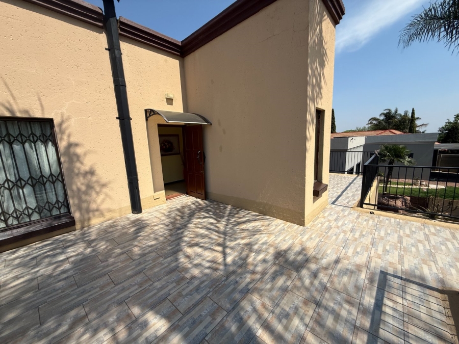 3 Bedroom Property for Sale in Highveld Gauteng