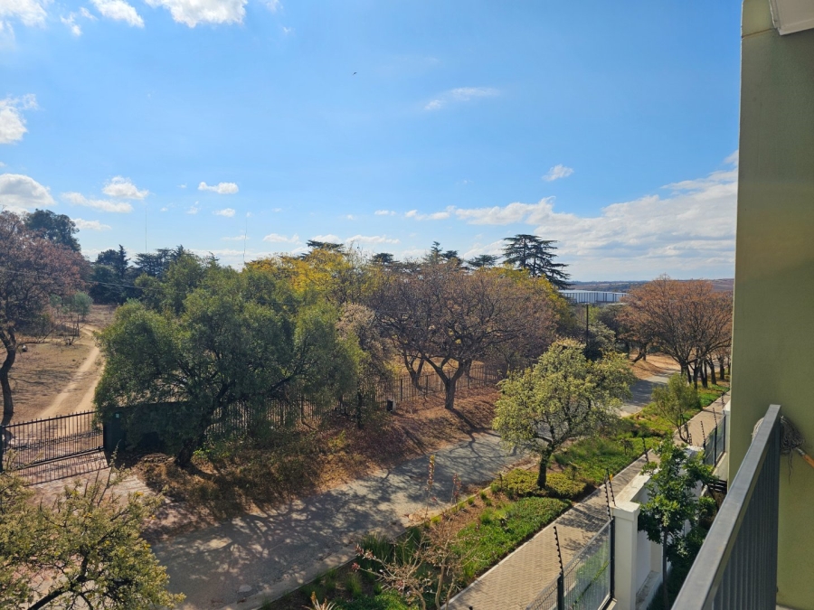 1 Bedroom Property for Sale in Linbro Park Gauteng