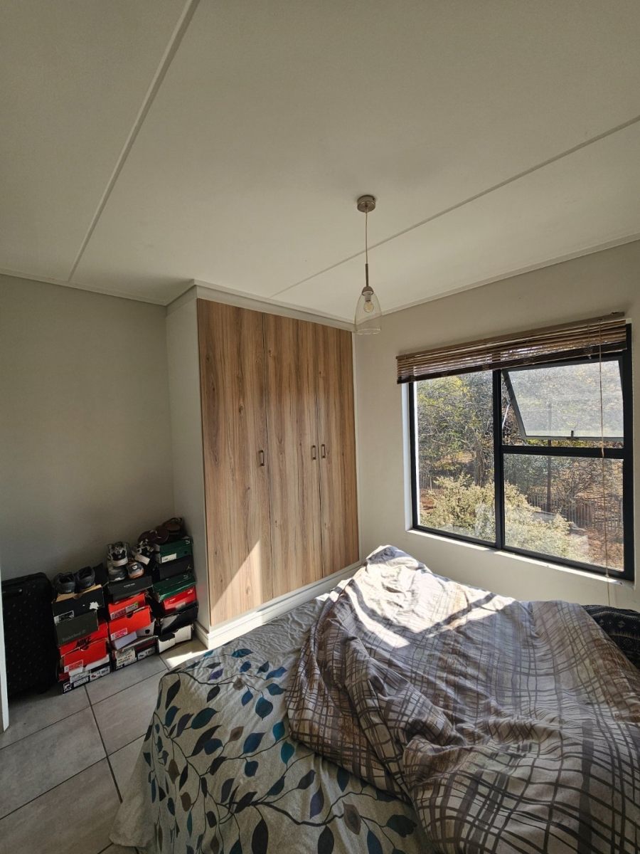 1 Bedroom Property for Sale in Linbro Park Gauteng
