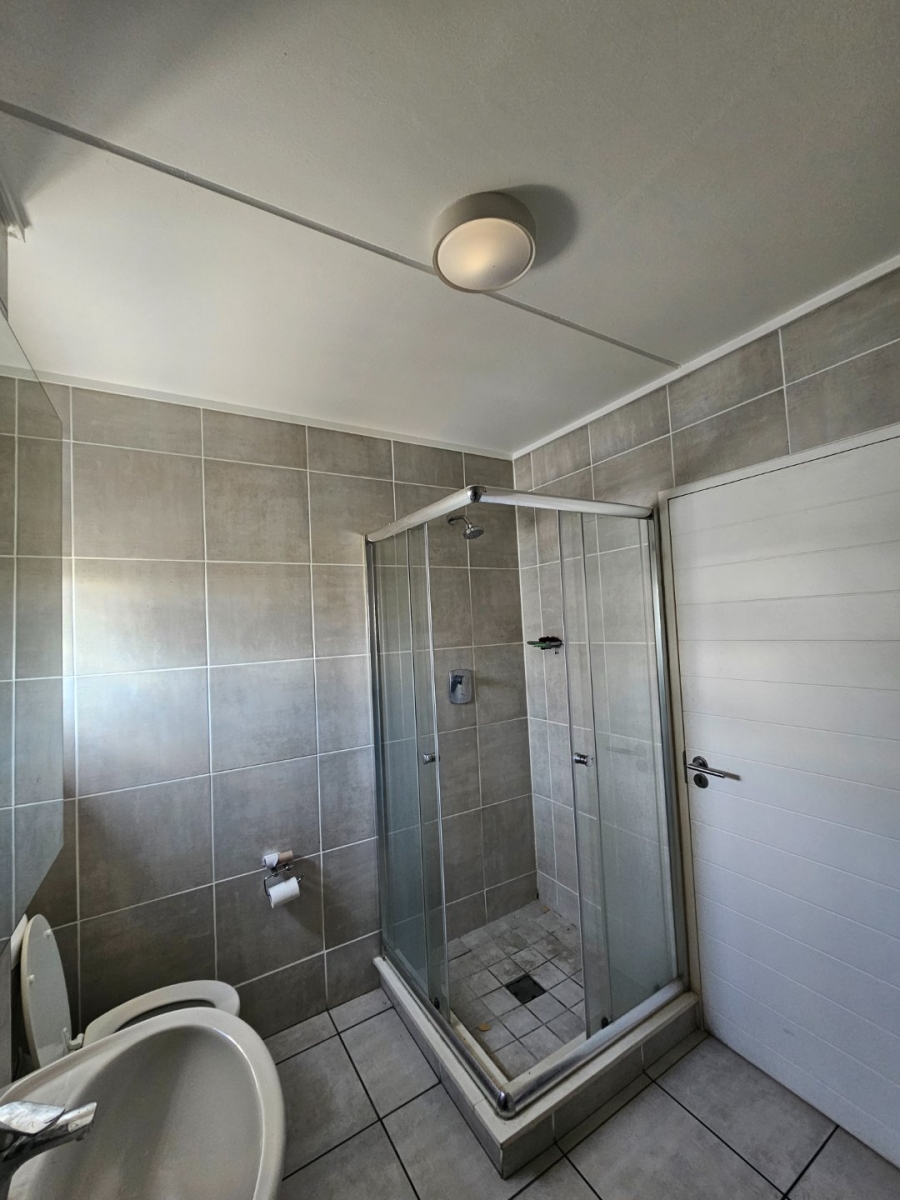 1 Bedroom Property for Sale in Linbro Park Gauteng