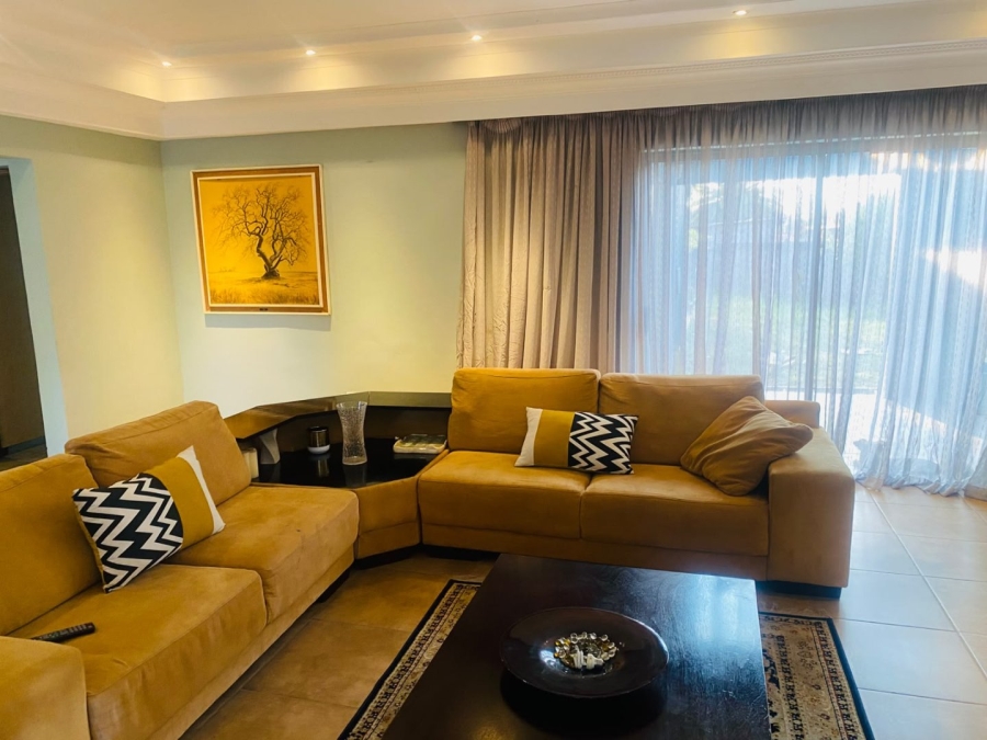 4 Bedroom Property for Sale in Clayville Industria Gauteng