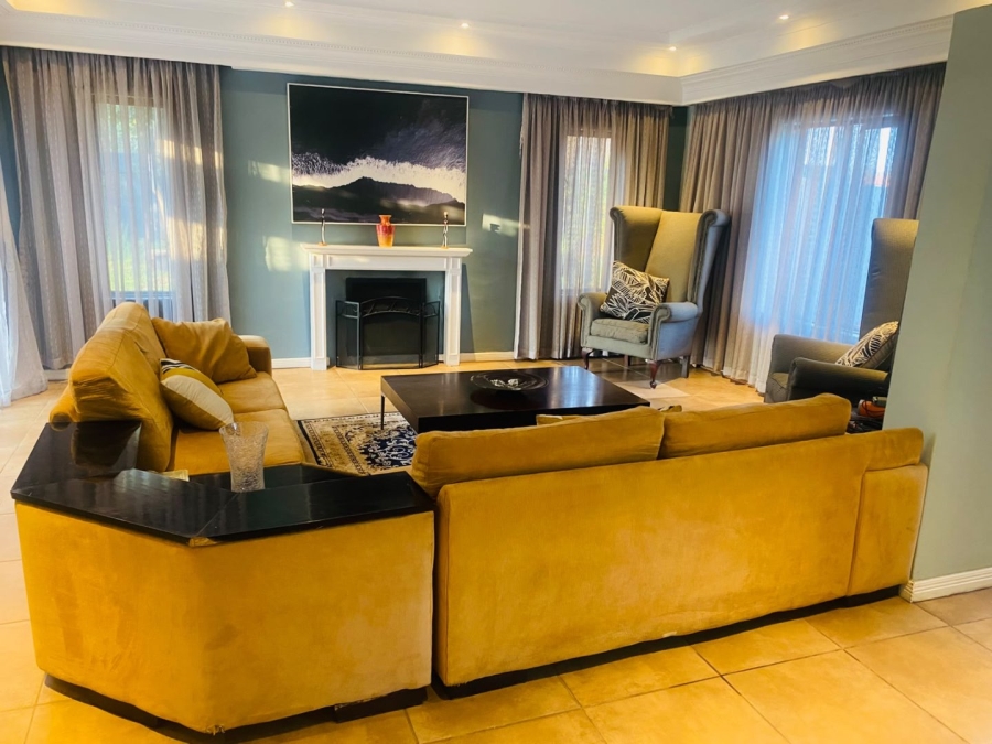 4 Bedroom Property for Sale in Clayville Industria Gauteng