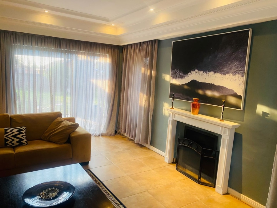 4 Bedroom Property for Sale in Clayville Industria Gauteng