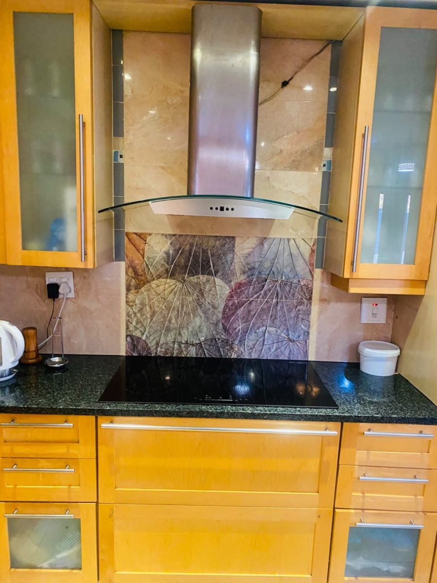 4 Bedroom Property for Sale in Clayville Industria Gauteng