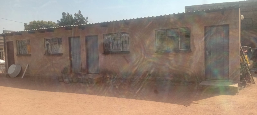 4 Bedroom Property for Sale in Soshanguve KK Gauteng