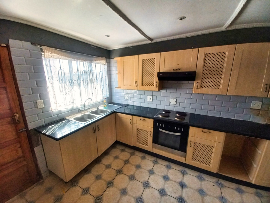 4 Bedroom Property for Sale in Spruit View Gauteng