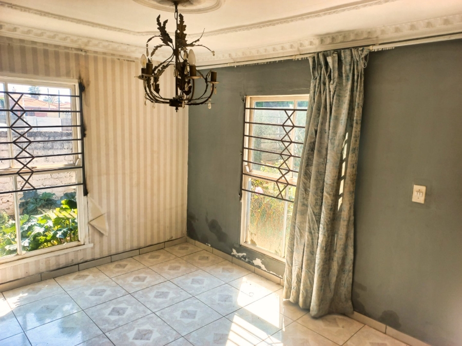 4 Bedroom Property for Sale in Spruit View Gauteng