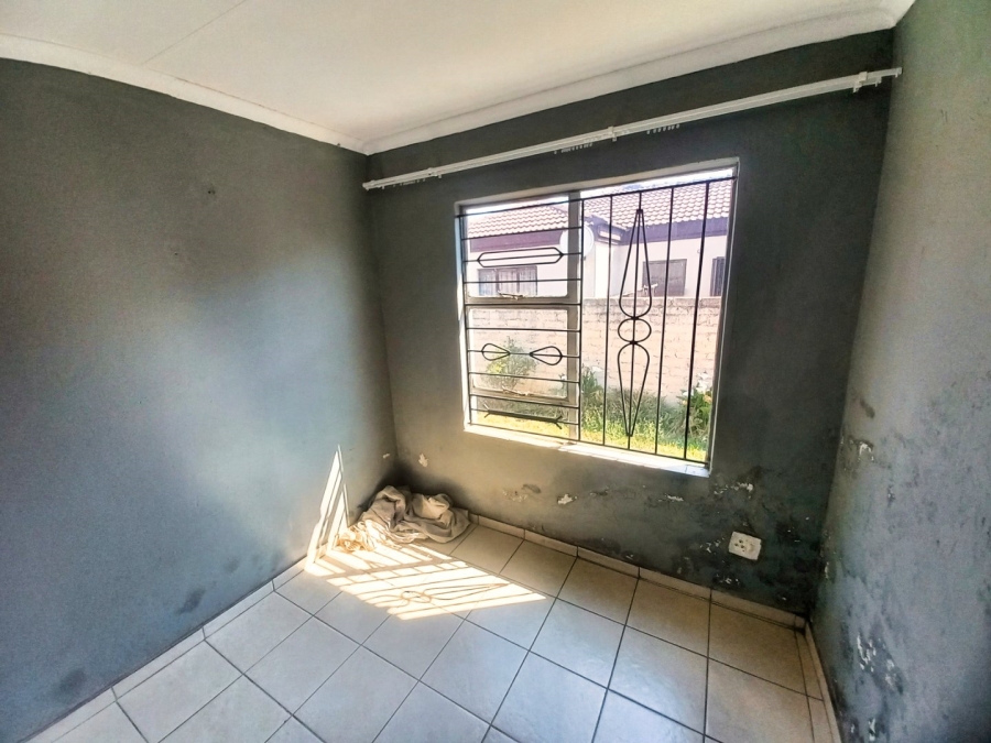 4 Bedroom Property for Sale in Spruit View Gauteng