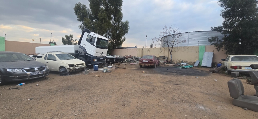Commercial Property for Sale in Alrode Gauteng