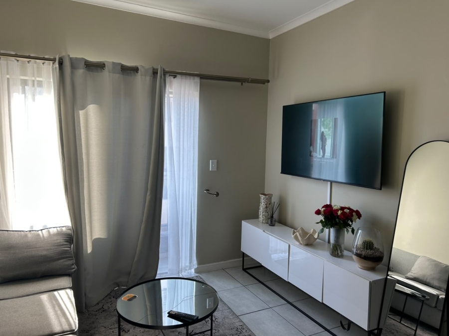 1 Bedroom Property for Sale in Grand Central Gauteng