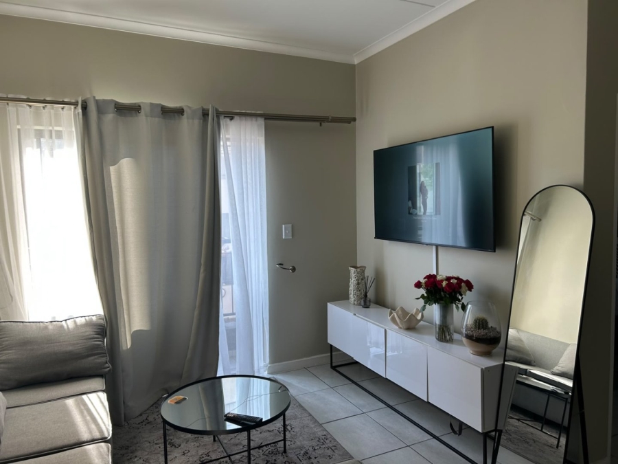 1 Bedroom Property for Sale in Grand Central Gauteng