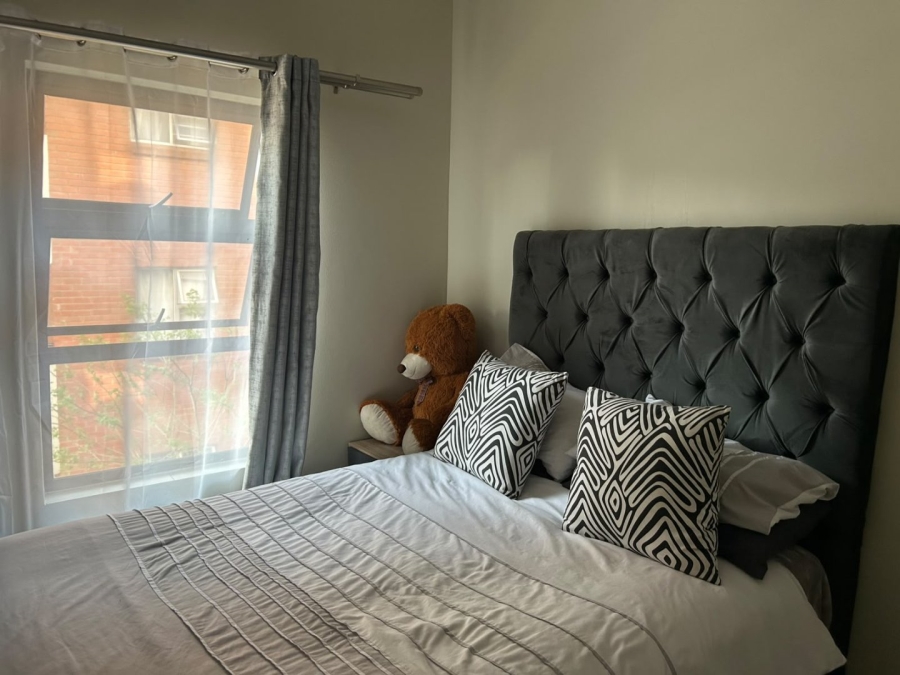 1 Bedroom Property for Sale in Grand Central Gauteng