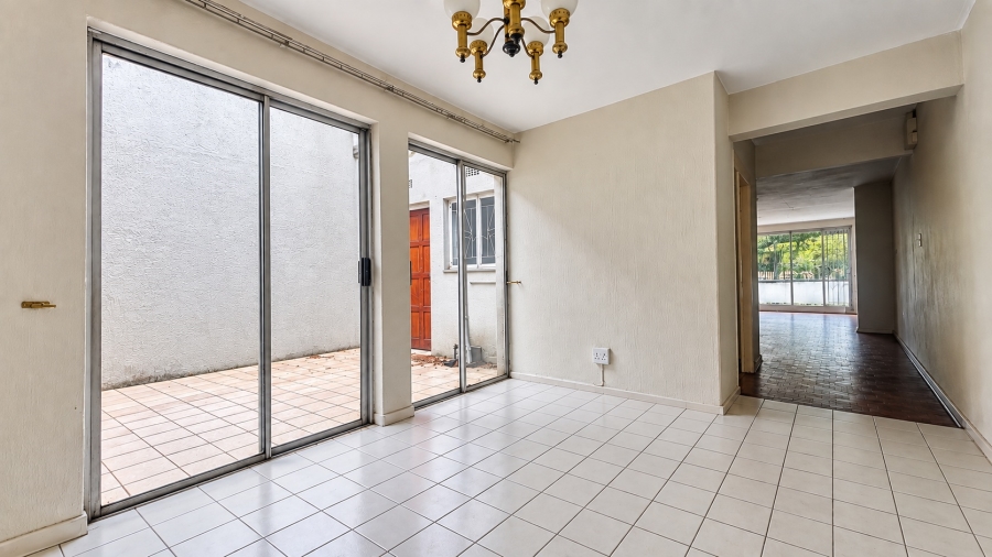 4 Bedroom Property for Sale in Three Rivers Proper Gauteng