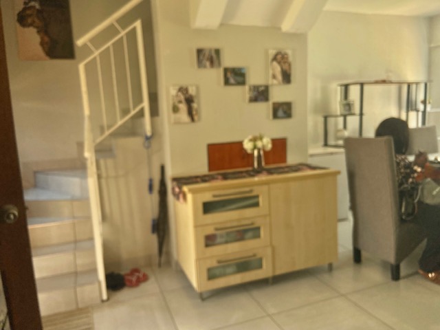 2 Bedroom Property for Sale in Greenstone Hill Gauteng