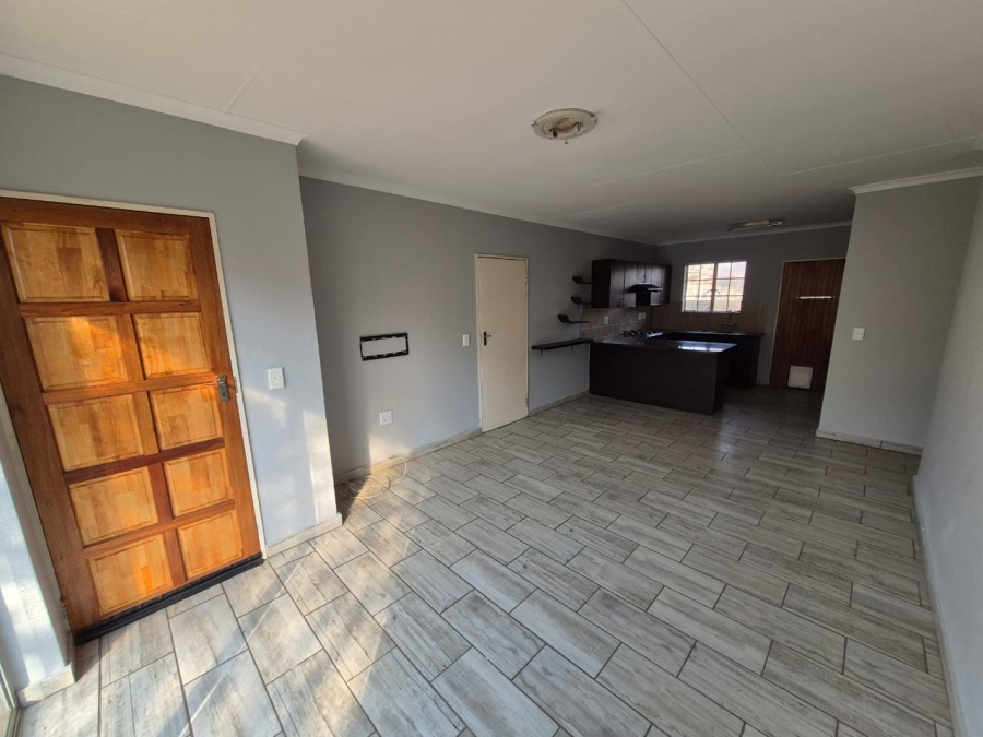 To Let 3 Bedroom Property for Rent in Kosmosdal Gauteng