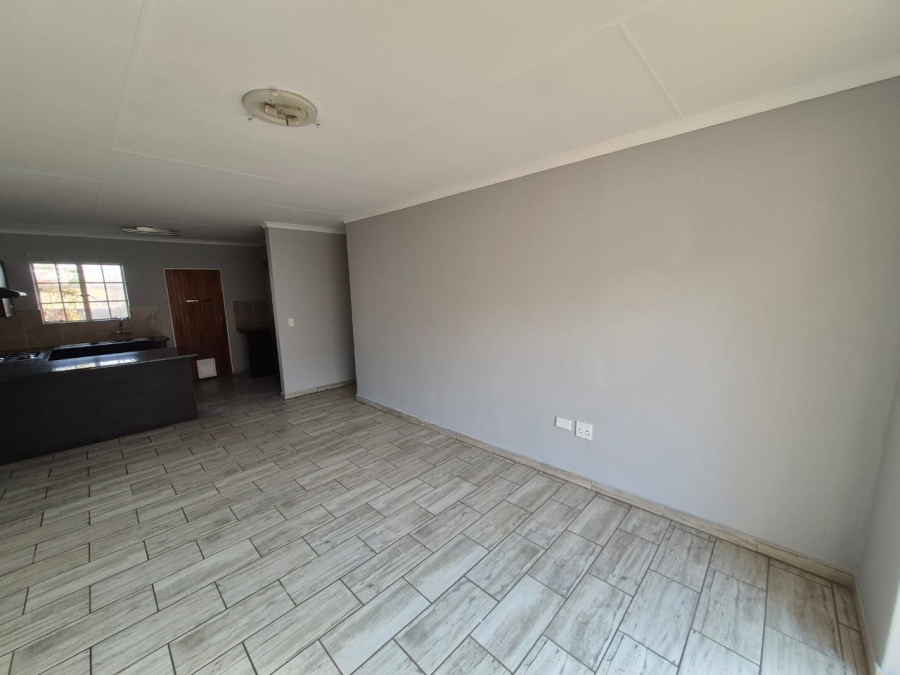 To Let 3 Bedroom Property for Rent in Kosmosdal Gauteng