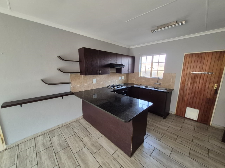 To Let 3 Bedroom Property for Rent in Kosmosdal Gauteng