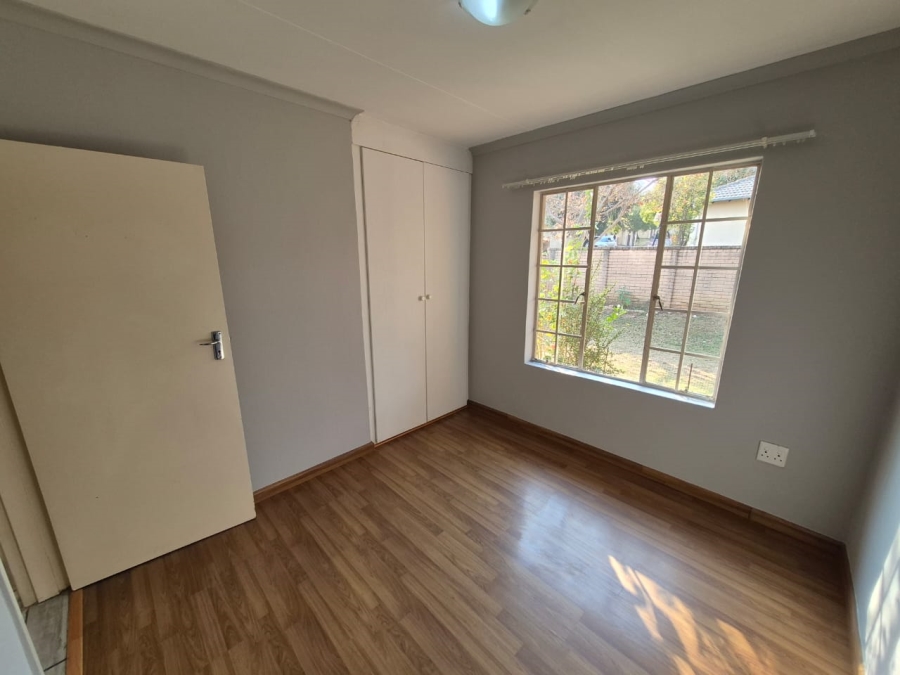 To Let 3 Bedroom Property for Rent in Kosmosdal Gauteng