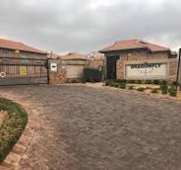 To Let 3 Bedroom Property for Rent in Kosmosdal Gauteng