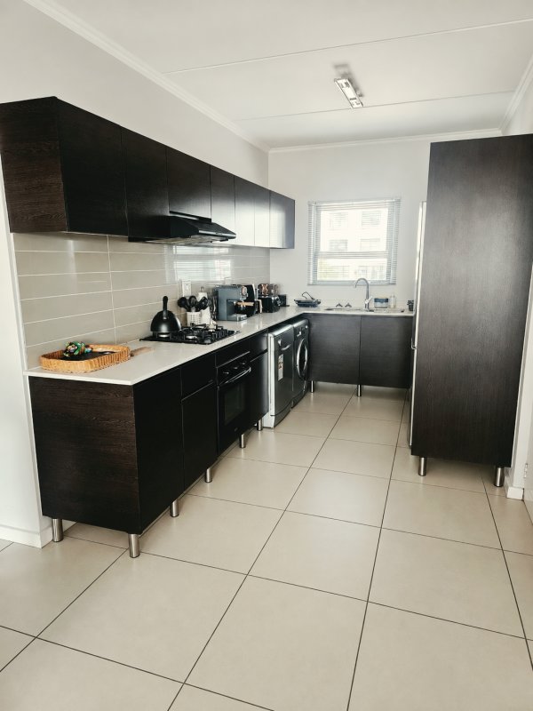 2 Bedroom Property for Sale in Greenstone Ridge Gauteng