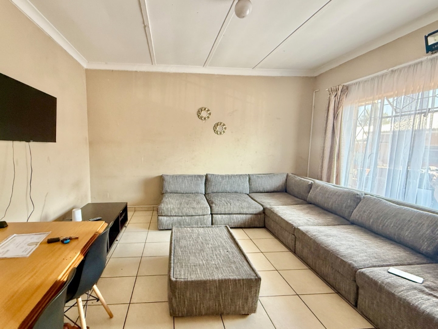 2 Bedroom Property for Sale in West Turffontein Gauteng