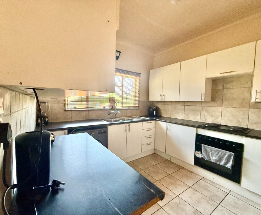 2 Bedroom Property for Sale in West Turffontein Gauteng