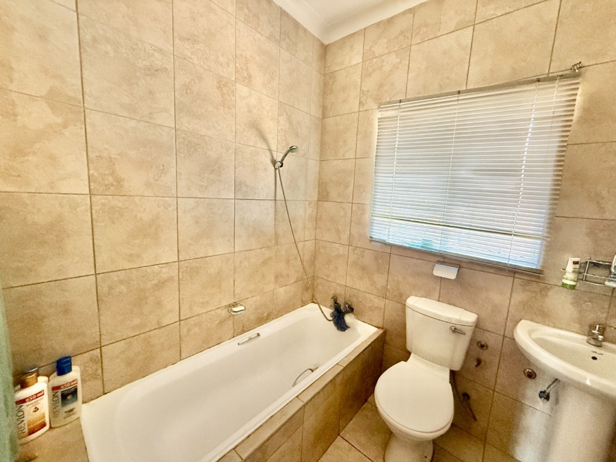 2 Bedroom Property for Sale in West Turffontein Gauteng