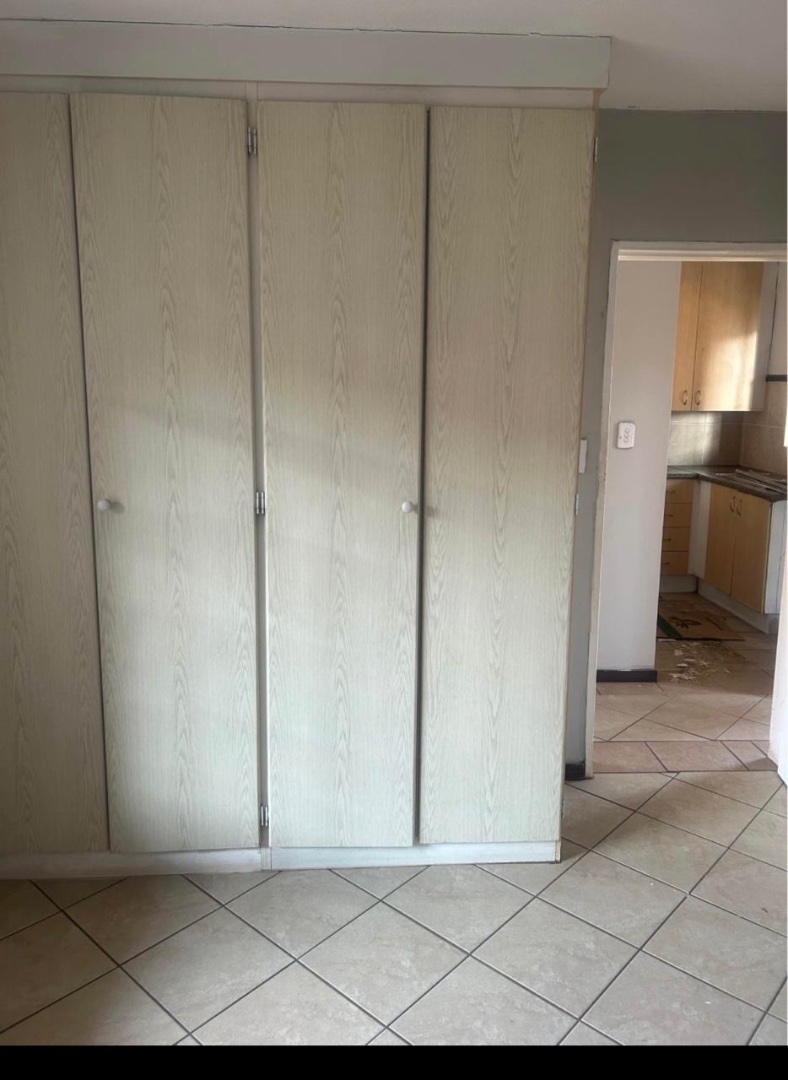 To Let 1 Bedroom Property for Rent in The Orchards Gauteng