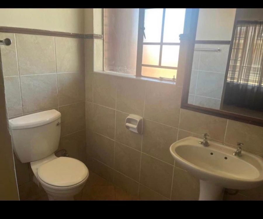 To Let 1 Bedroom Property for Rent in The Orchards Gauteng