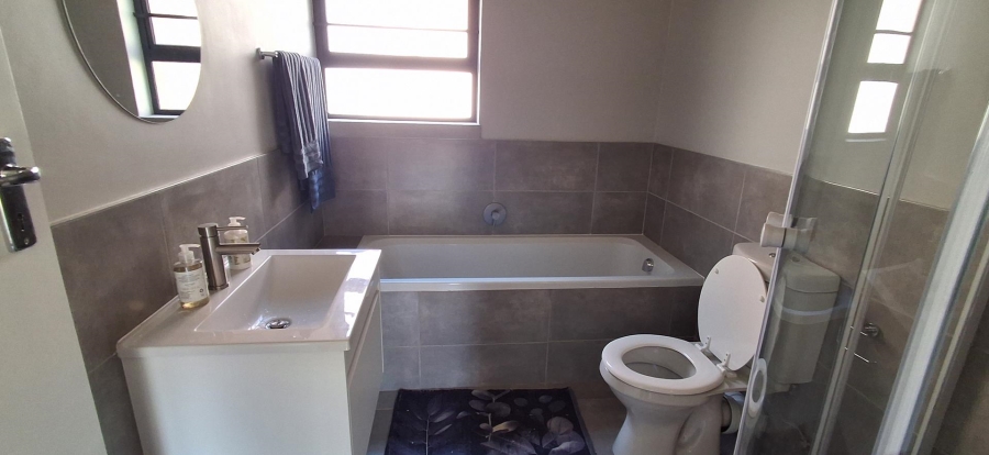 2 Bedroom Property for Sale in Lotus Gardens Gauteng