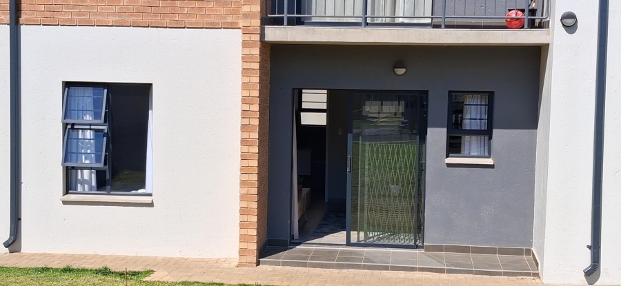 2 Bedroom Property for Sale in Lotus Gardens Gauteng