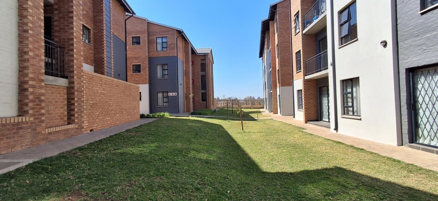2 Bedroom Property for Sale in Lotus Gardens Gauteng