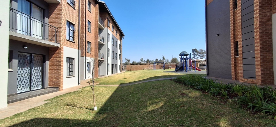 2 Bedroom Property for Sale in Lotus Gardens Gauteng