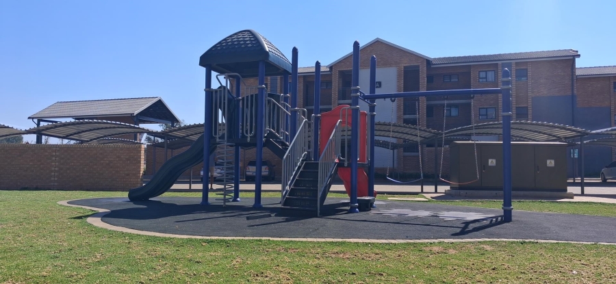 2 Bedroom Property for Sale in Lotus Gardens Gauteng