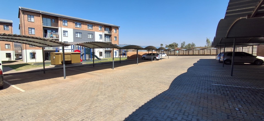 2 Bedroom Property for Sale in Lotus Gardens Gauteng