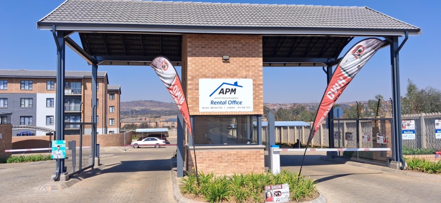 2 Bedroom Property for Sale in Lotus Gardens Gauteng