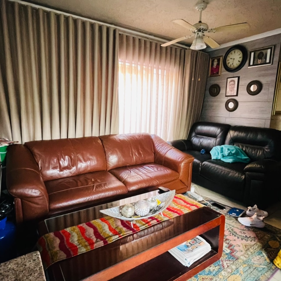3 Bedroom Property for Sale in Allandale Gauteng