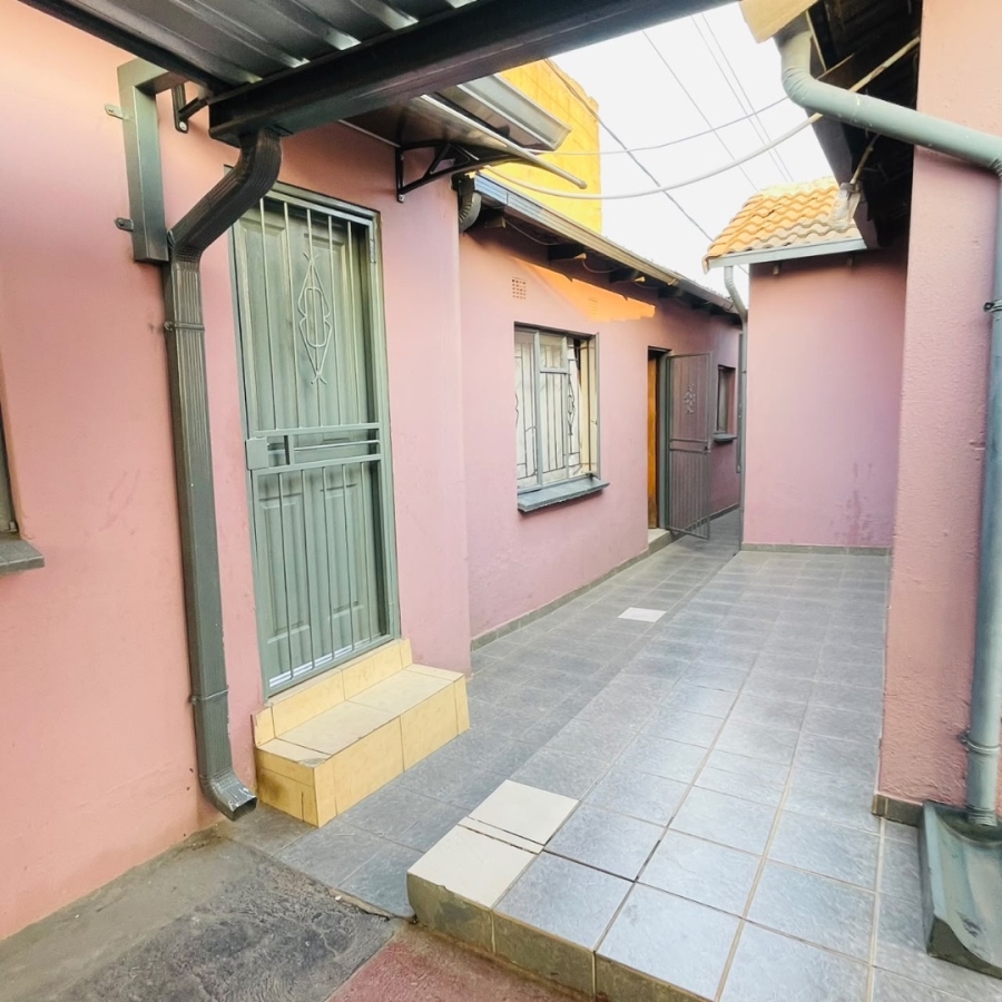 3 Bedroom Property for Sale in Allandale Gauteng